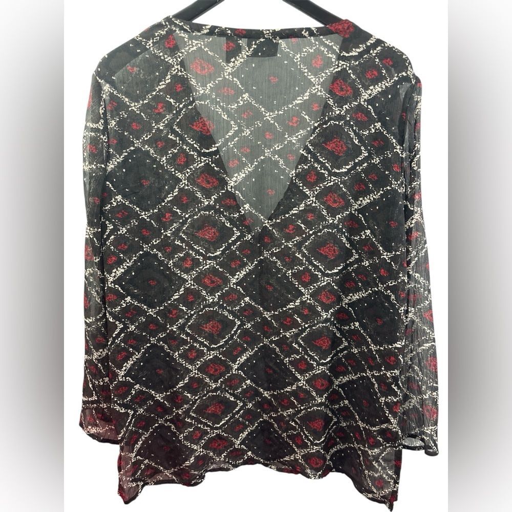 Chico’s Long Sleeve Sheer Black Red Patterned V neck Tunic size 2 Large Career